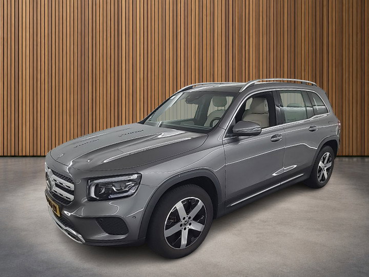 Mercedes-Benz GLB foto 1