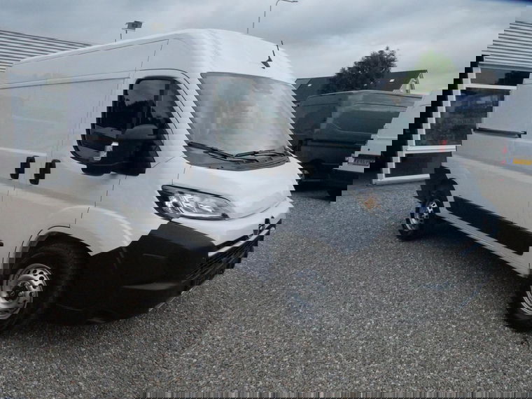 Foto van Opel Movano