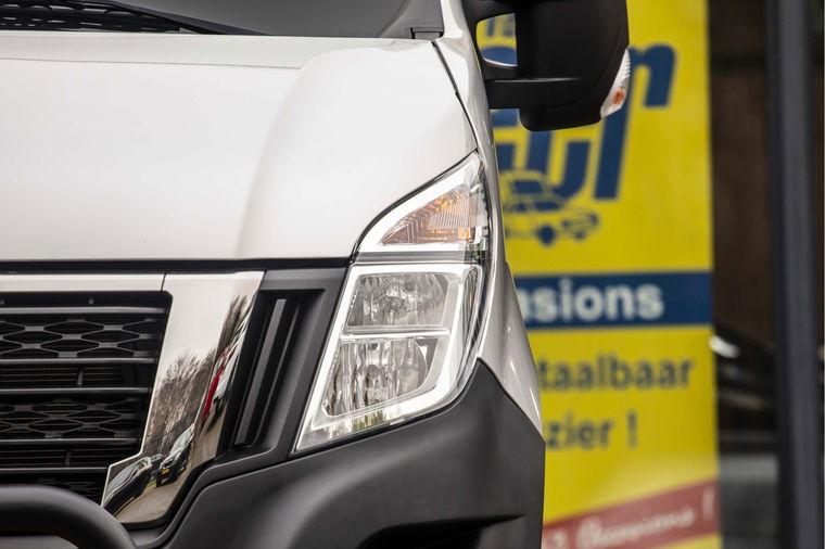Nissan Interstar