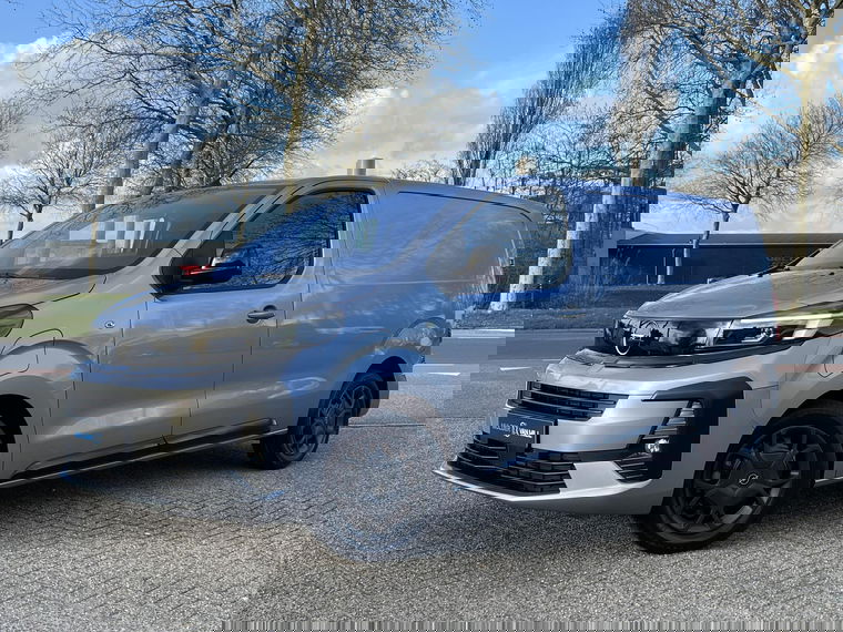 Foto van Opel Vivaro-e