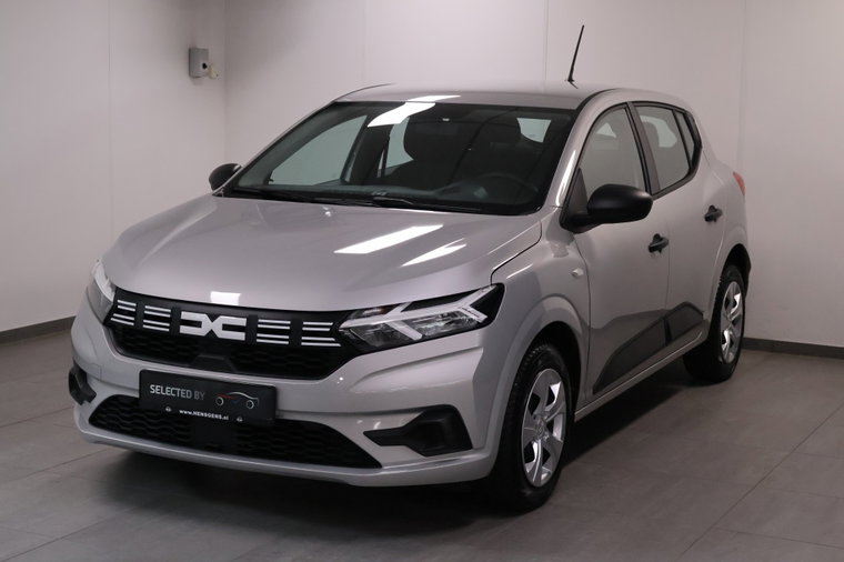 Dacia Sandero foto 1