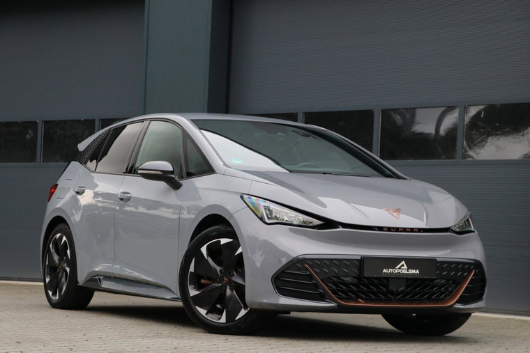 Foto van CUPRA Born