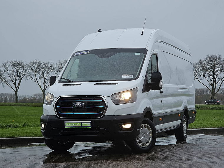 Foto van Ford E-Transit