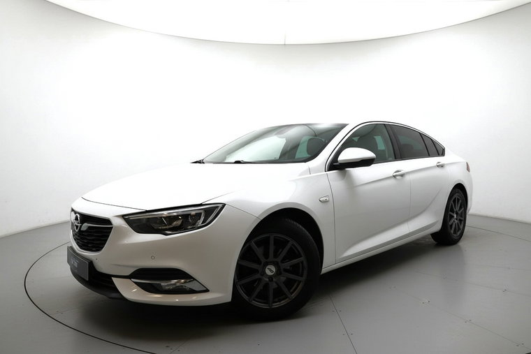 Opel Insignia foto 1