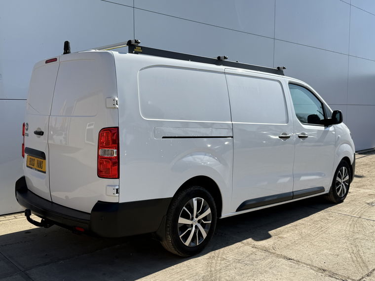Toyota ProAce Long Worker