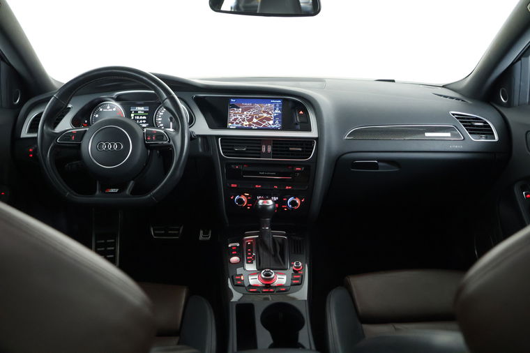 Audi S4