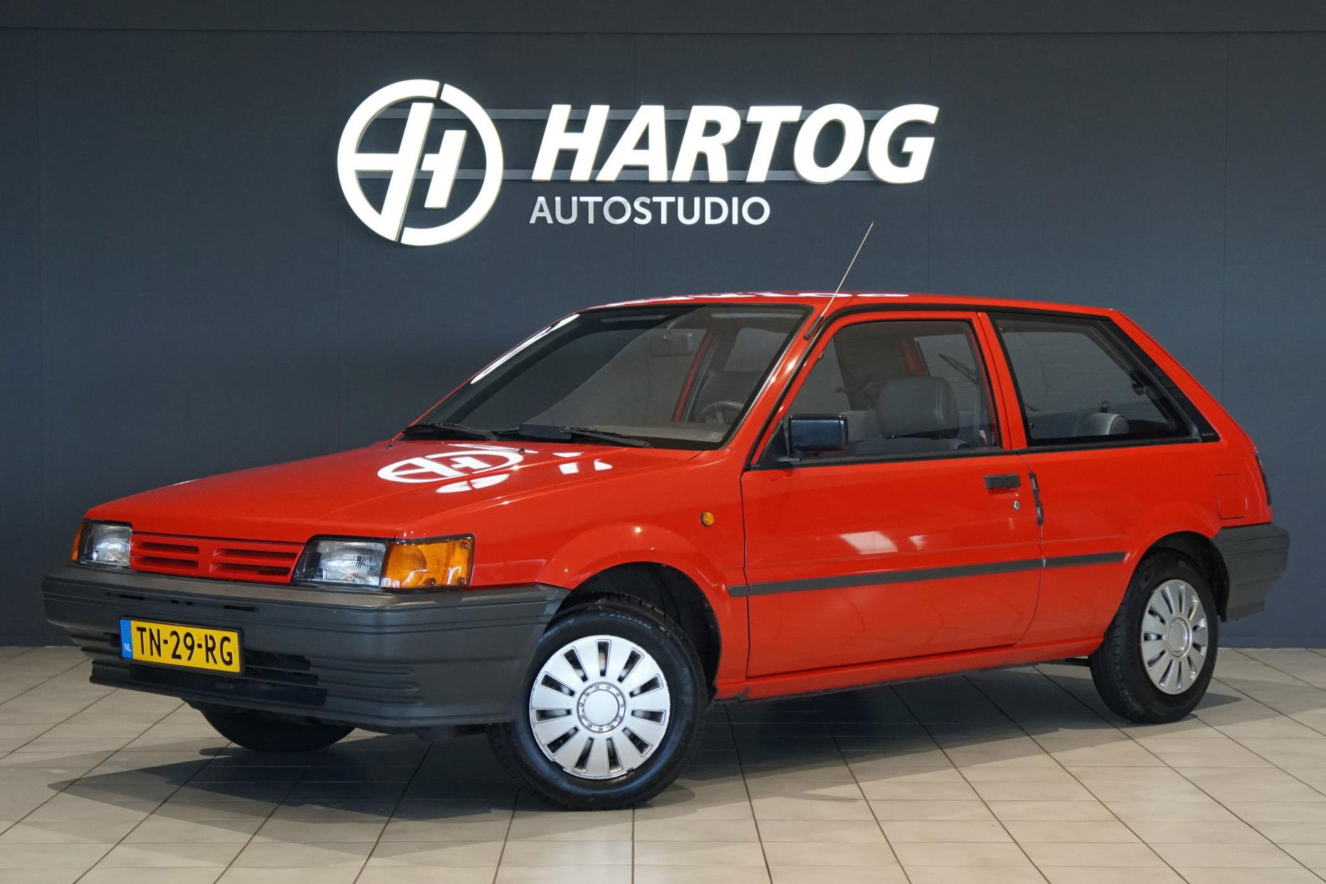 Foto van Nissan Sunny