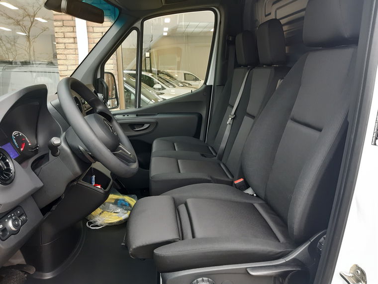Mercedes-Benz eSprinter