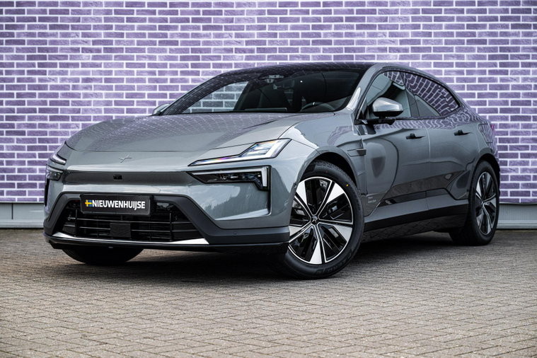 Foto van Polestar 4