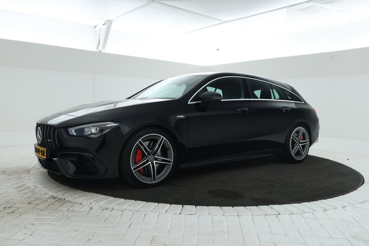 Mercedes-Benz CLA foto 1