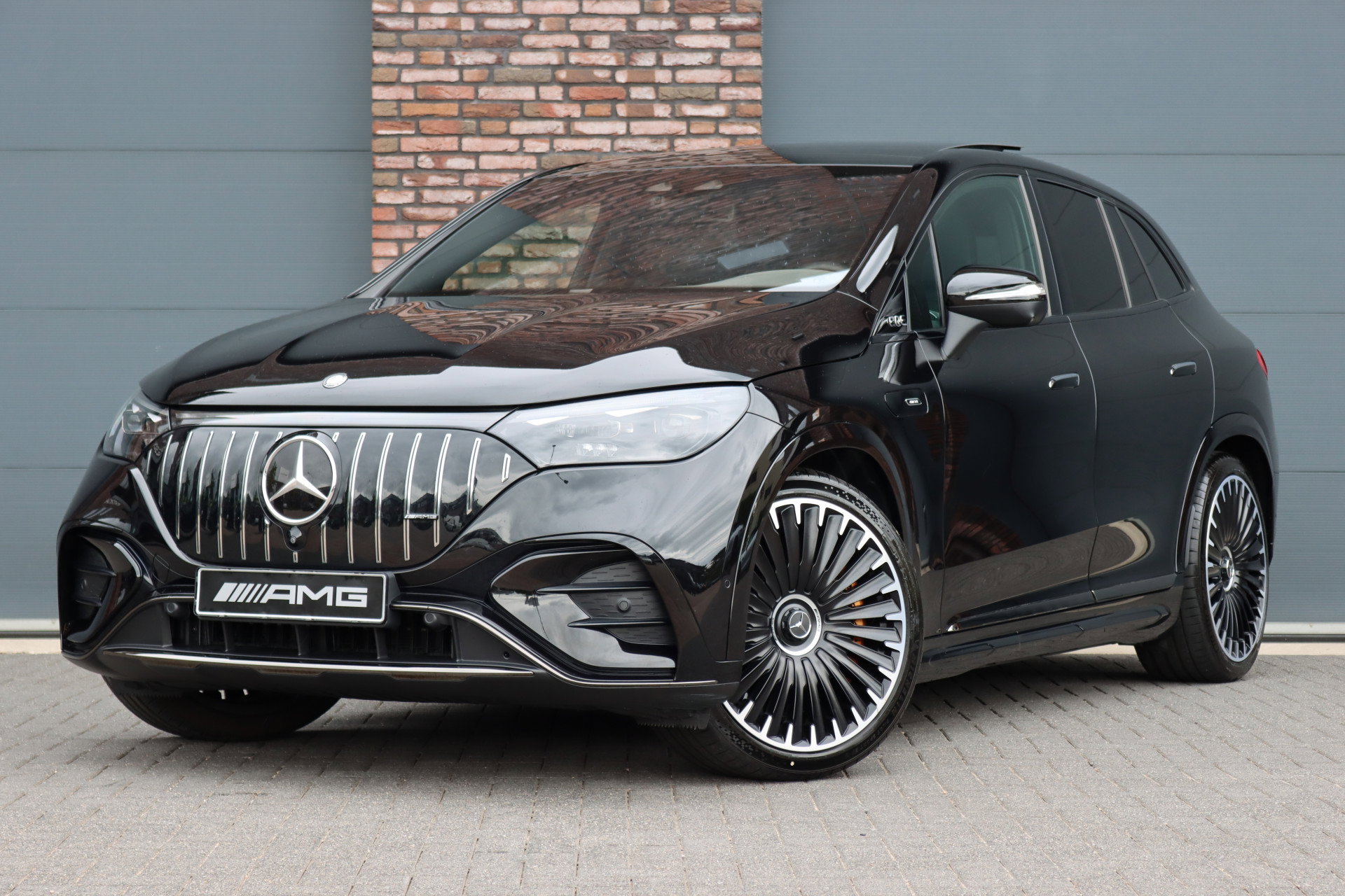 Foto van Mercedes-Benz EQE