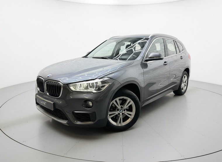 BMW X1 foto 1