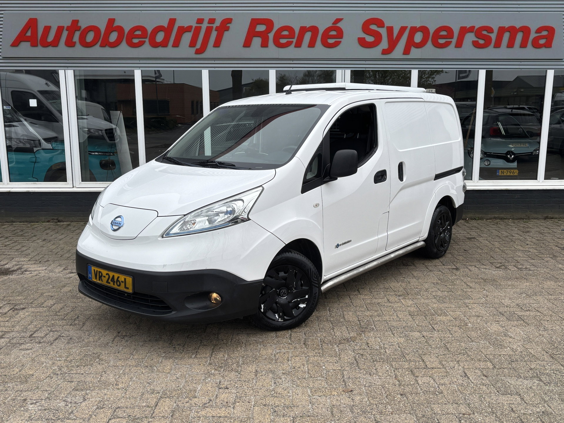 Foto van Nissan e-NV200