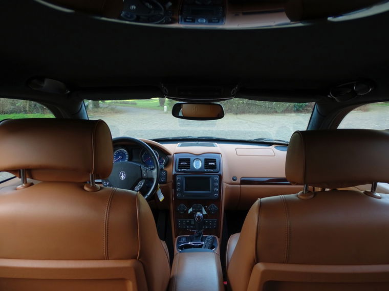 Maserati Quattroporte