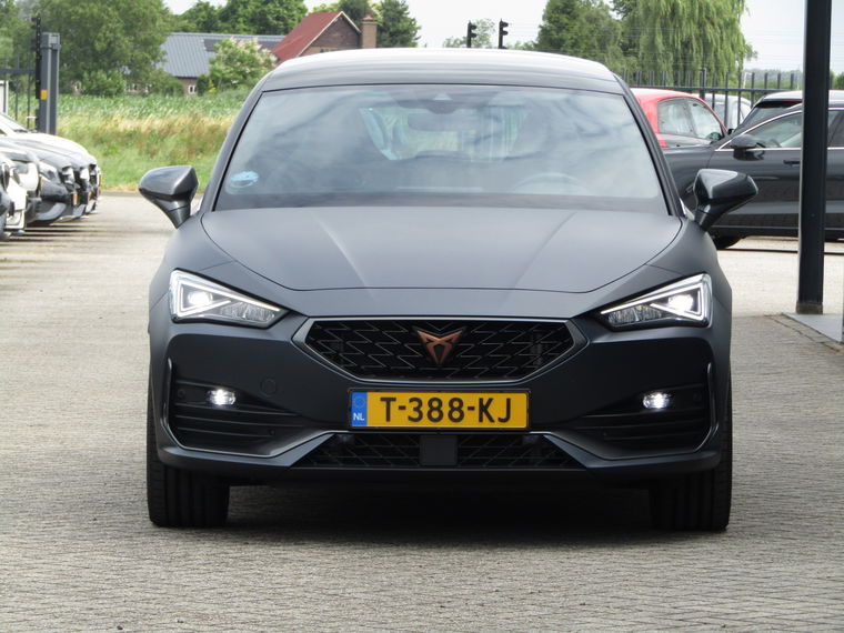 CUPRA Leon