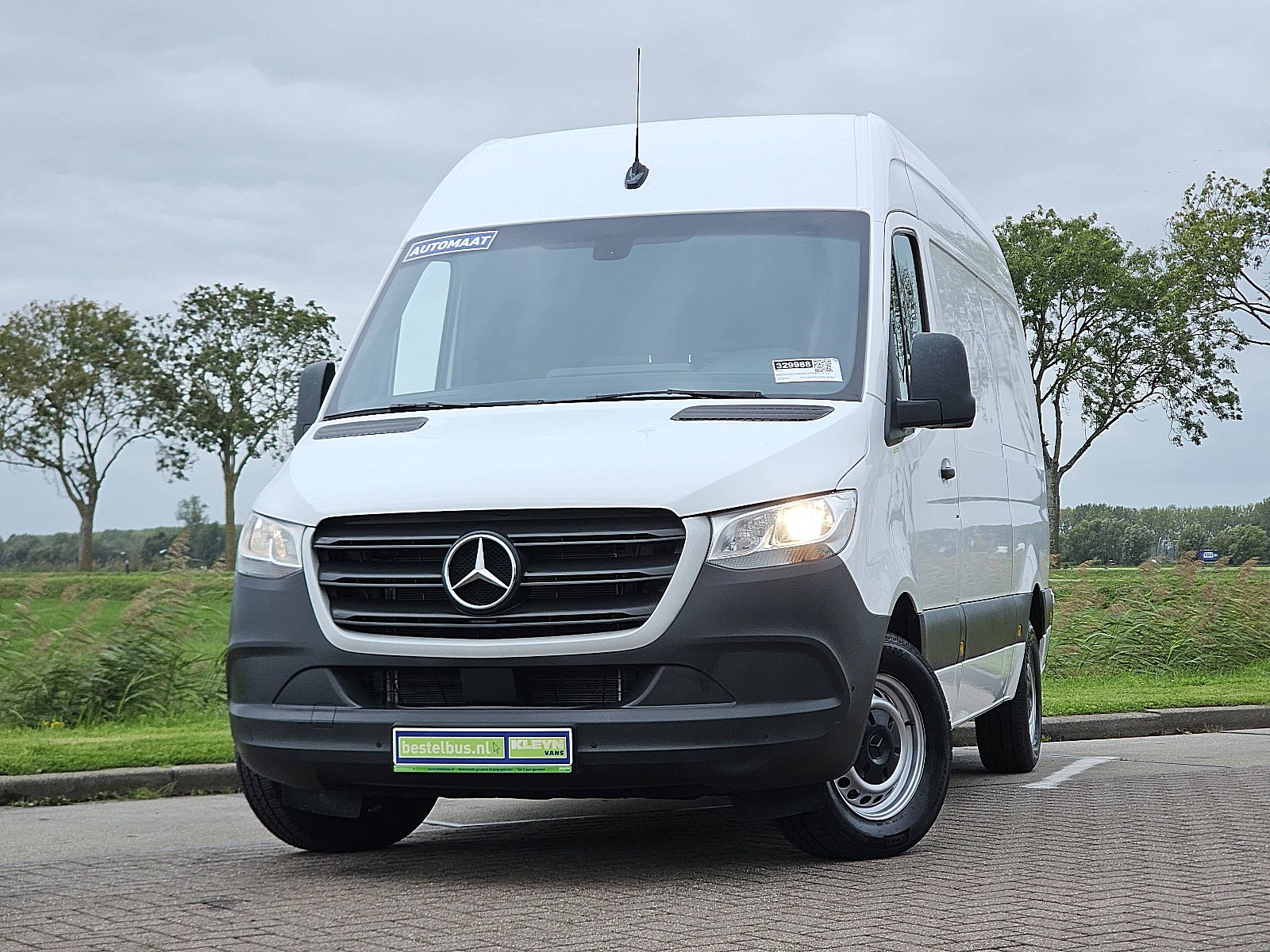 Foto van Mercedes-Benz Sprinter