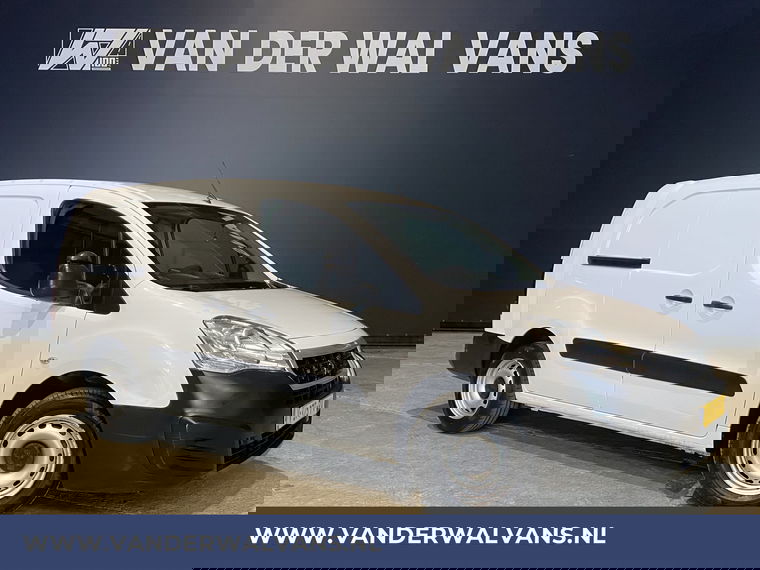 Foto van Peugeot Partner