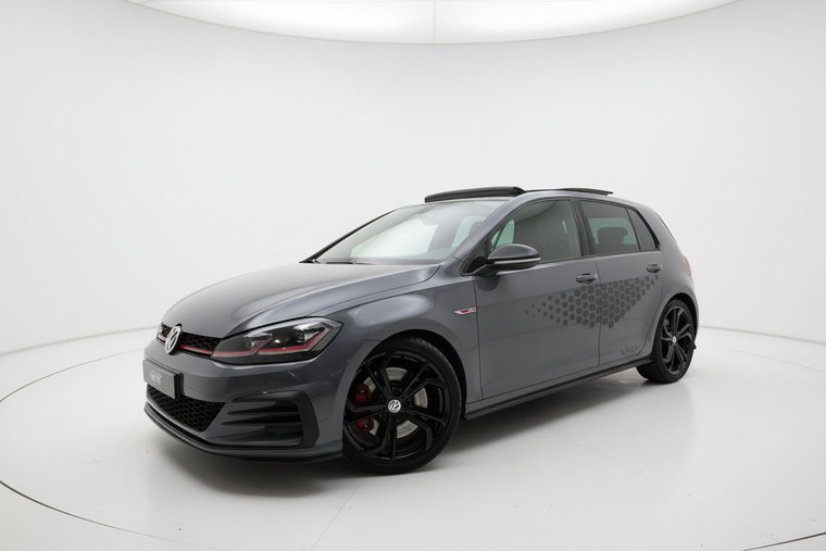 Volkswagen Golf foto 1
