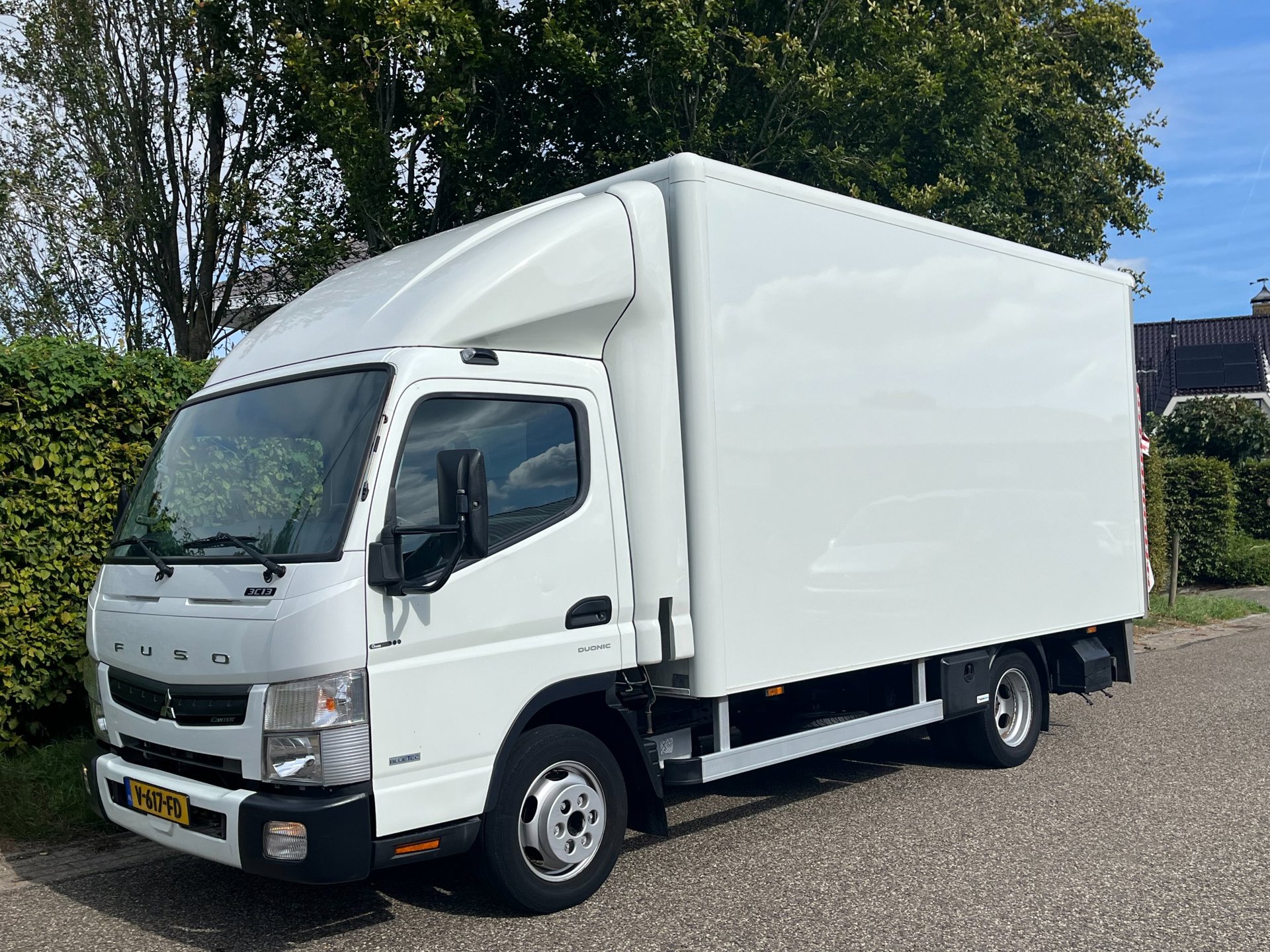 Foto van FUSO Canter