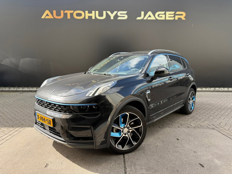 Lynk & Co 01 foto 1