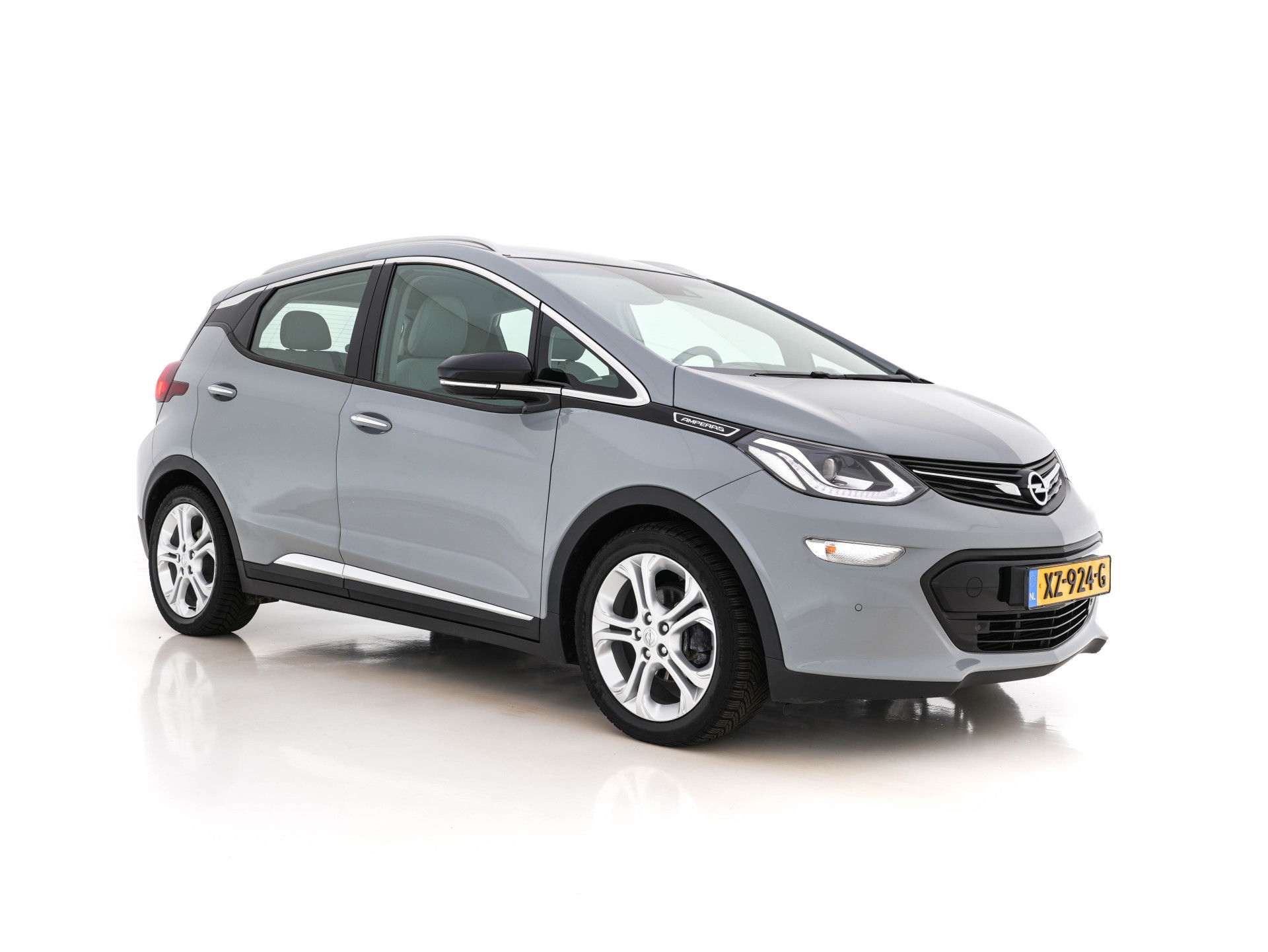 Foto van Opel Ampera-E