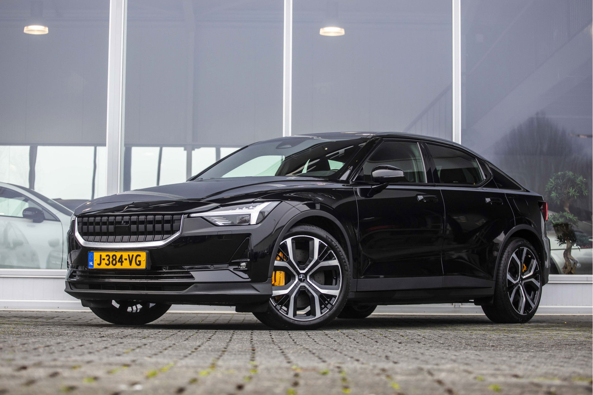 Foto van Polestar 2