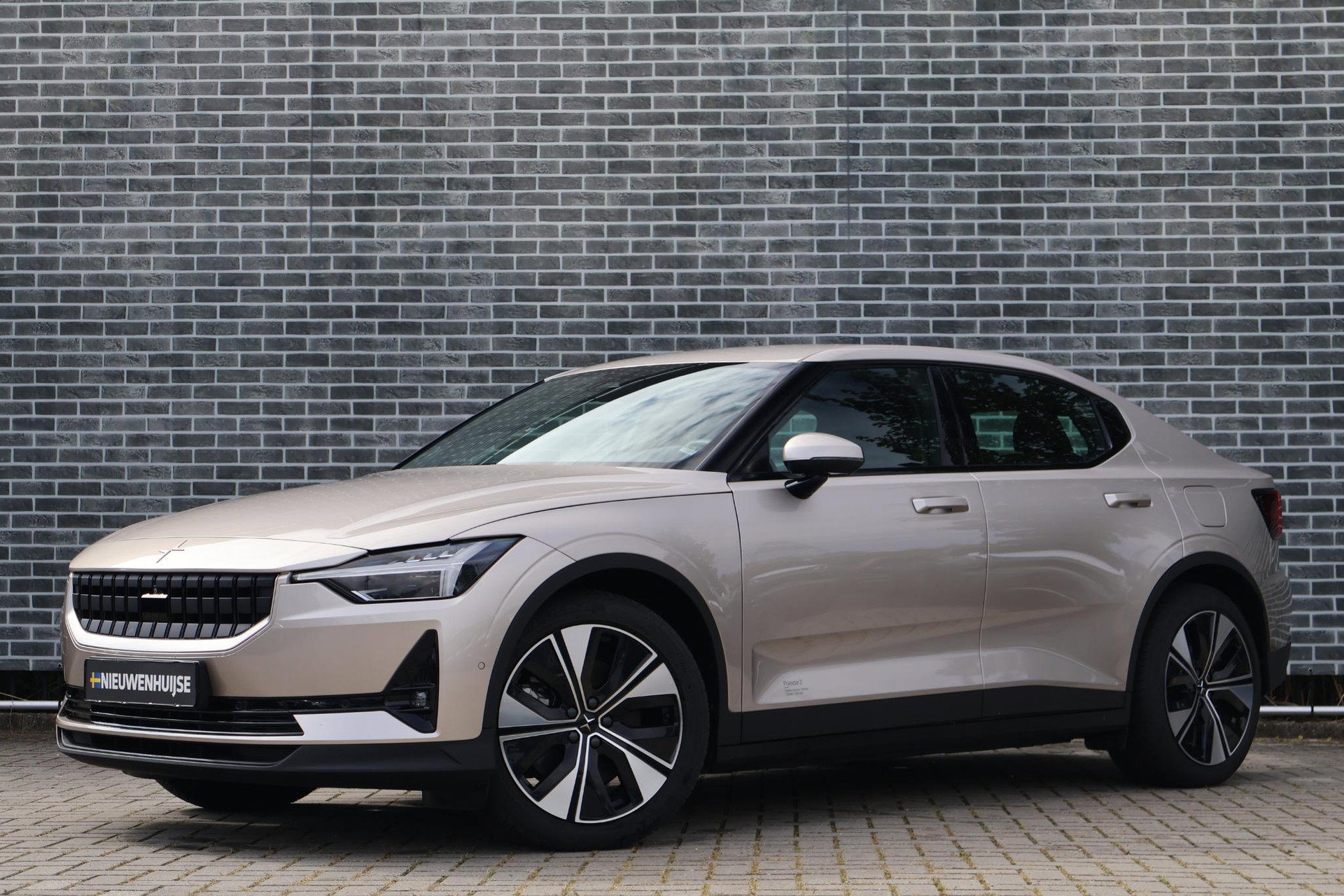 Foto van Polestar 2