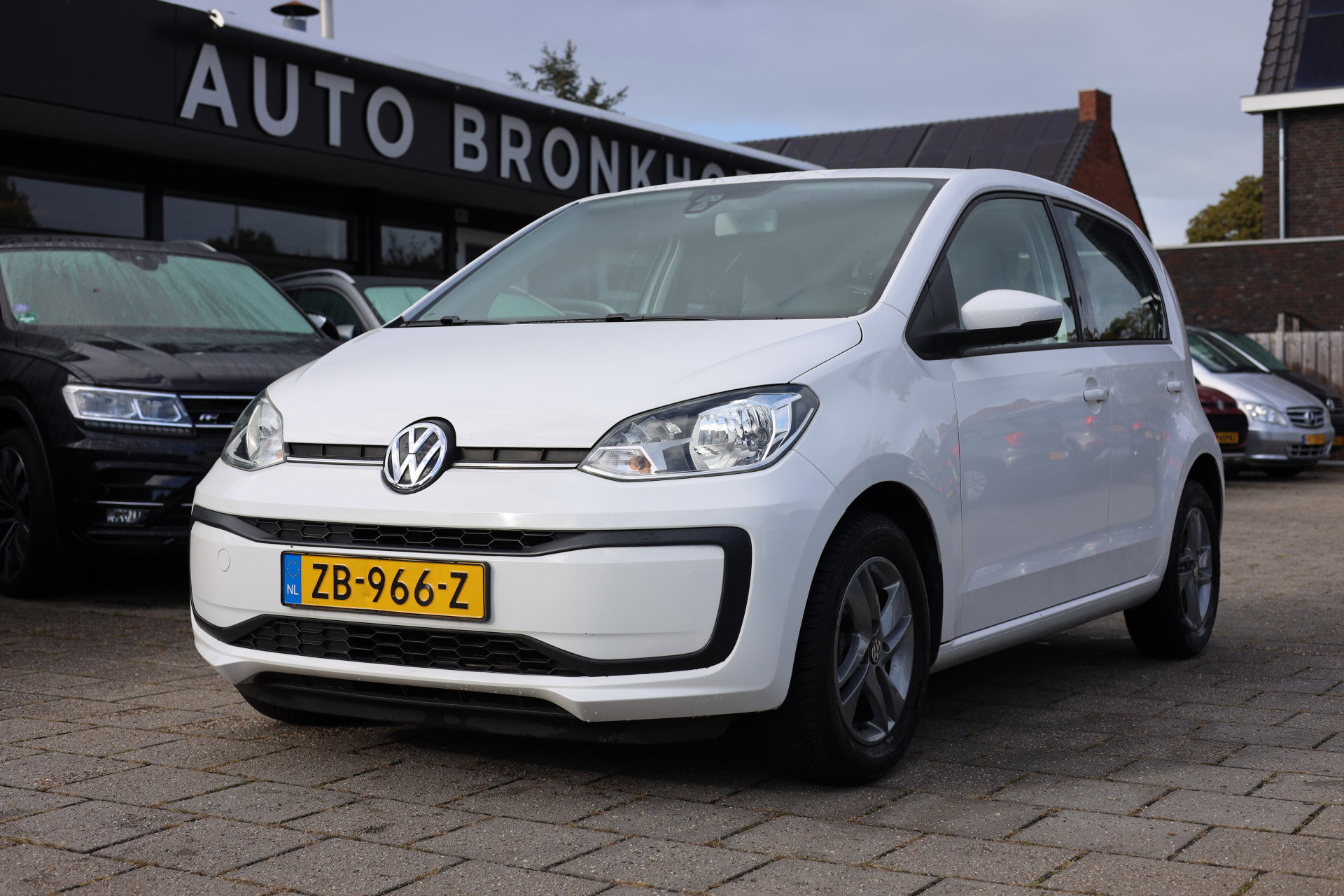 Foto van Volkswagen up!