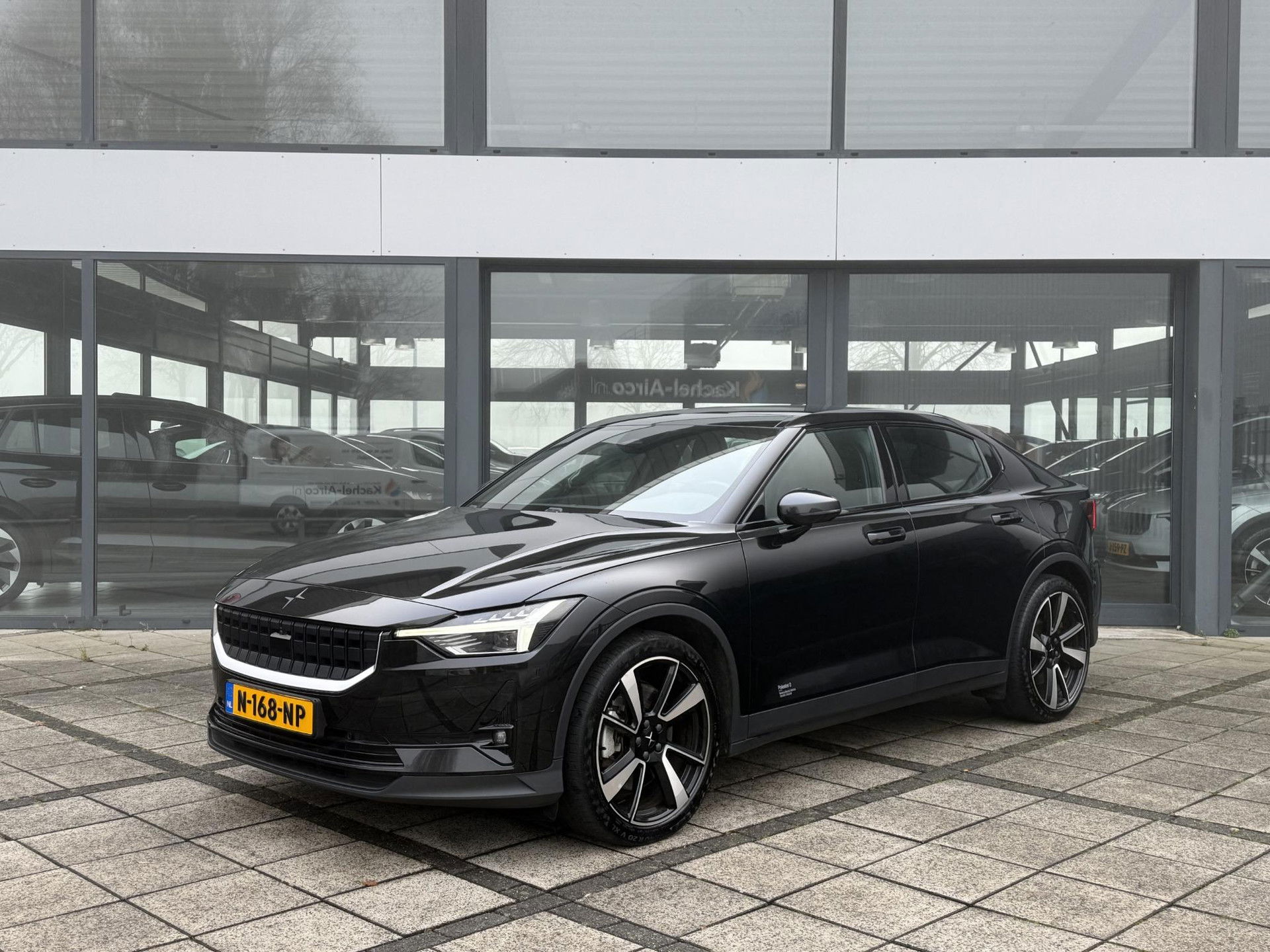Foto van Polestar 2