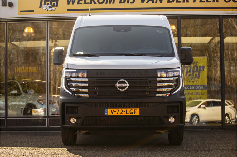 Nissan Interstar