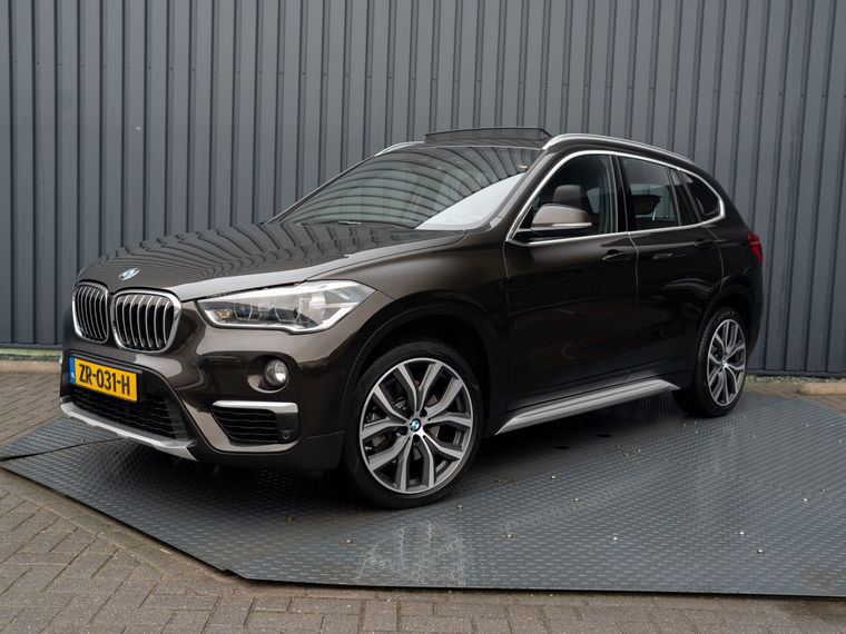 Foto van BMW X1