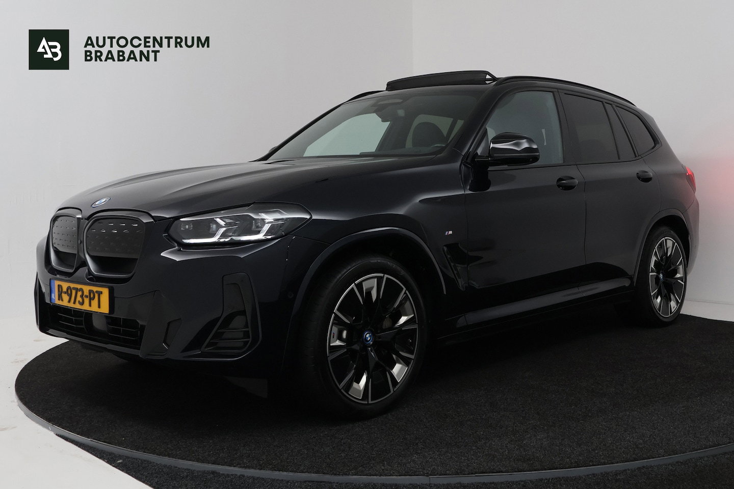 Foto van BMW iX3