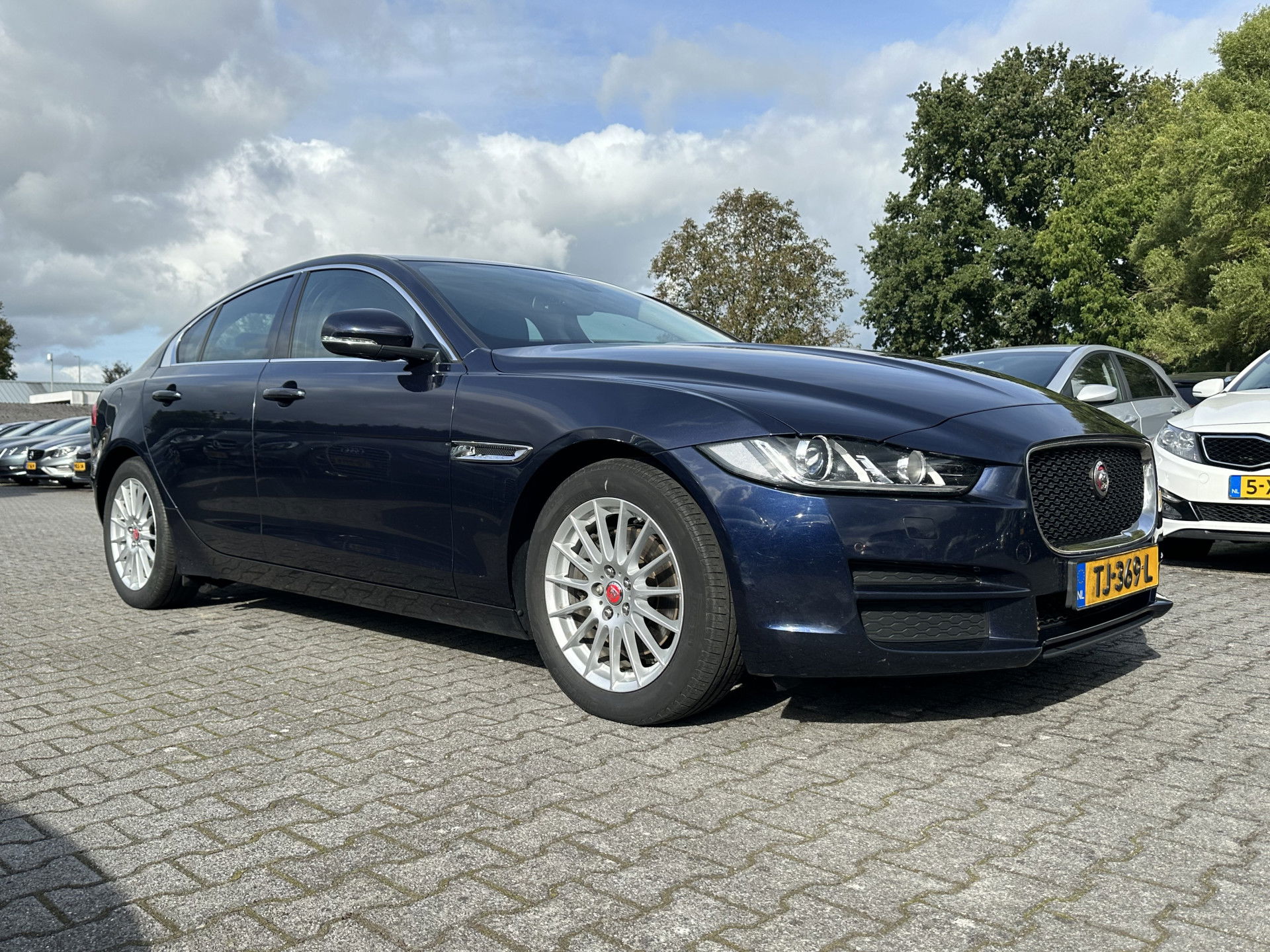 Foto van Jaguar XE