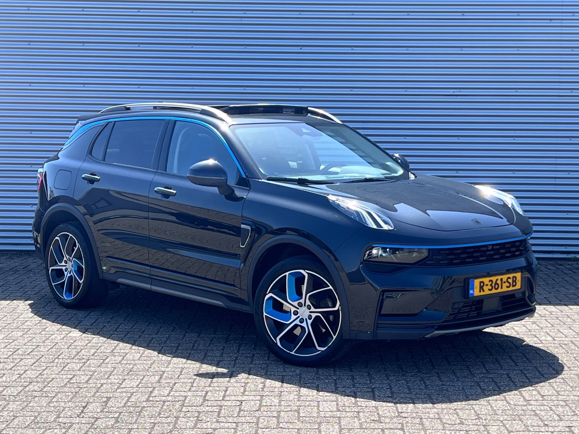 Foto van Lynk & Co 01