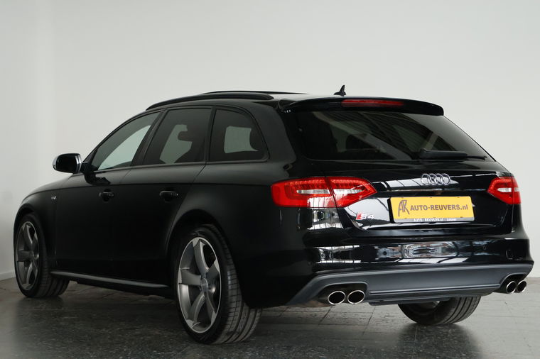 Audi S4