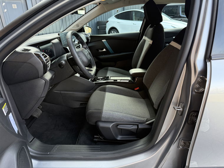 Citroën Ë-C4