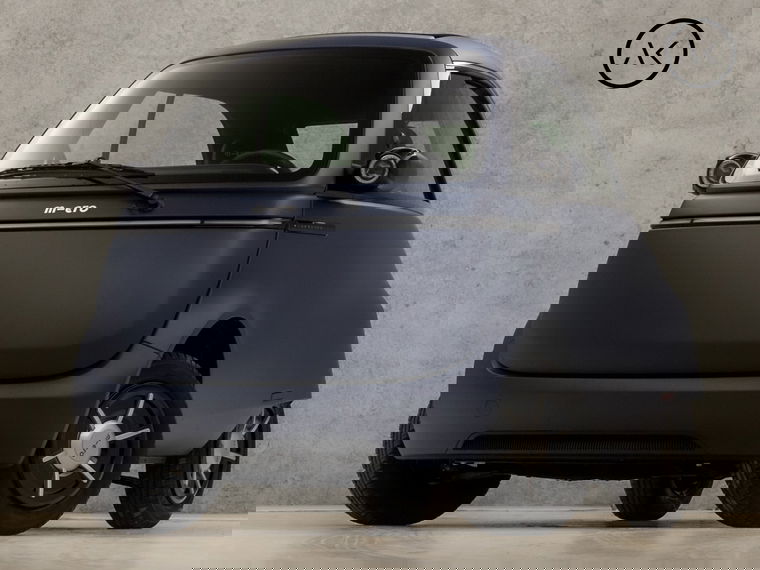 Foto van Microlino L7