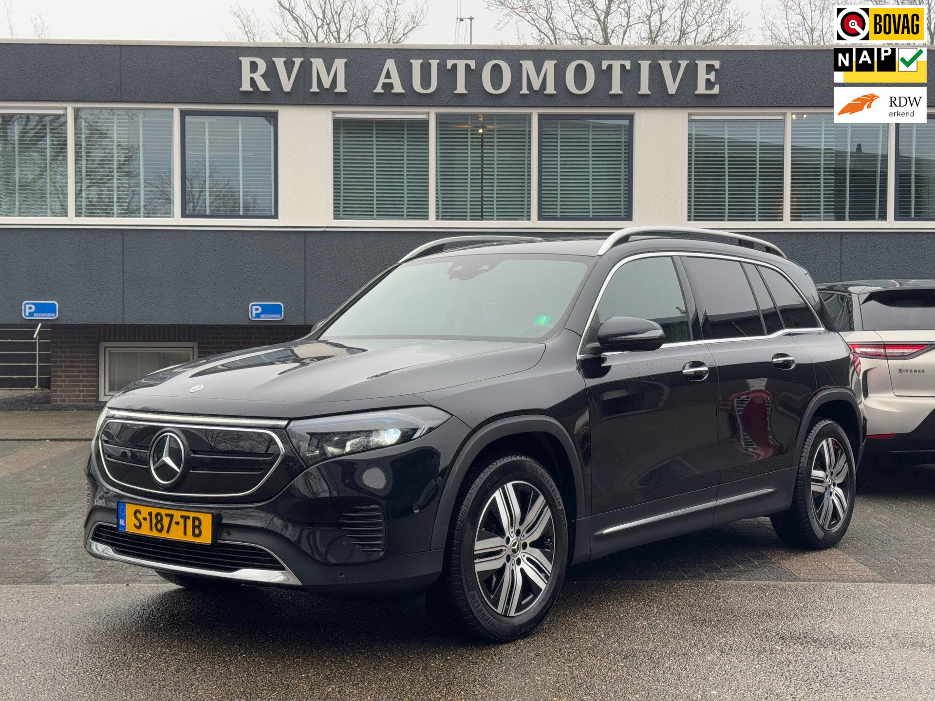 Foto van Mercedes-Benz EQB