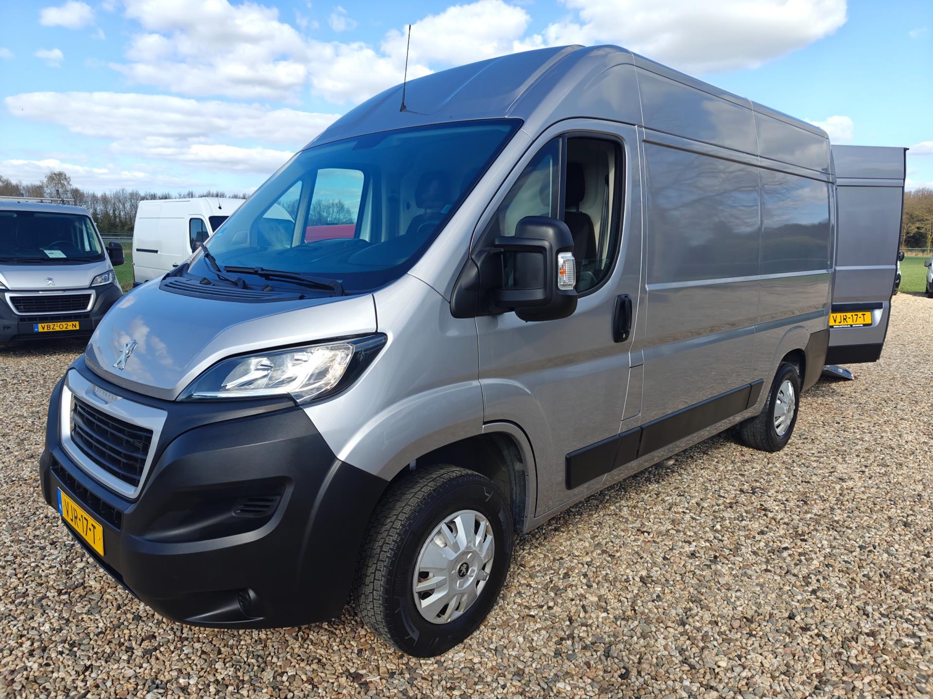 Foto van Peugeot Boxer