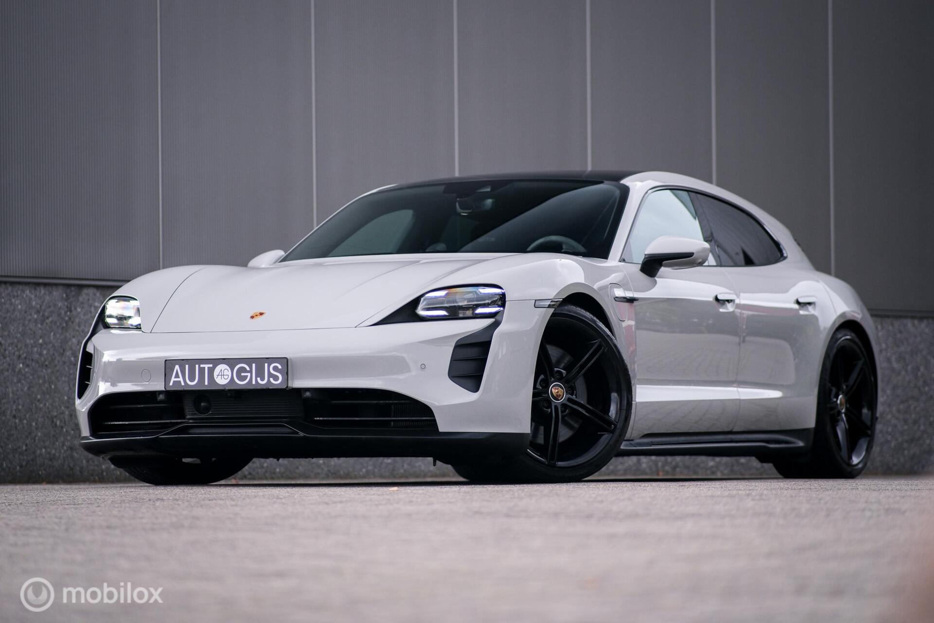 Foto van Porsche Taycan