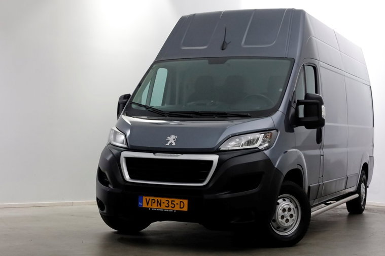 Peugeot Boxer foto 1