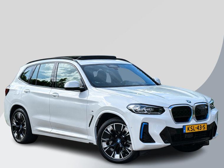 BMW iX3 foto 1