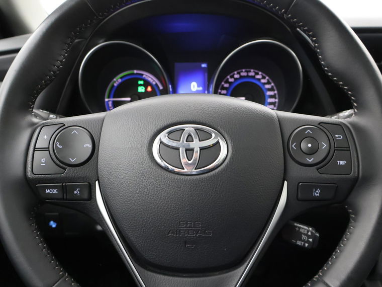 Toyota Auris Touring Sports
