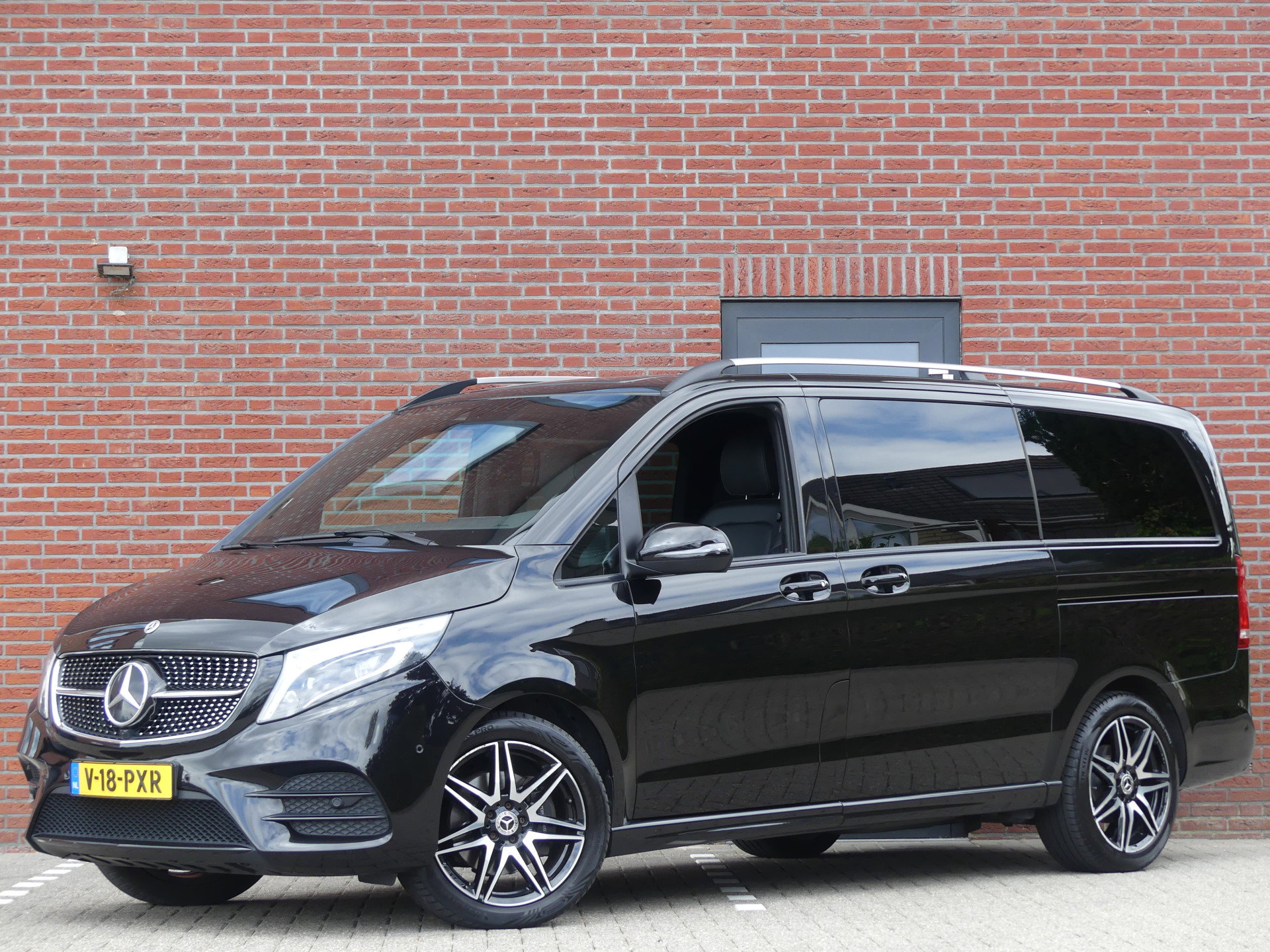 Foto van Mercedes-Benz V-Klasse