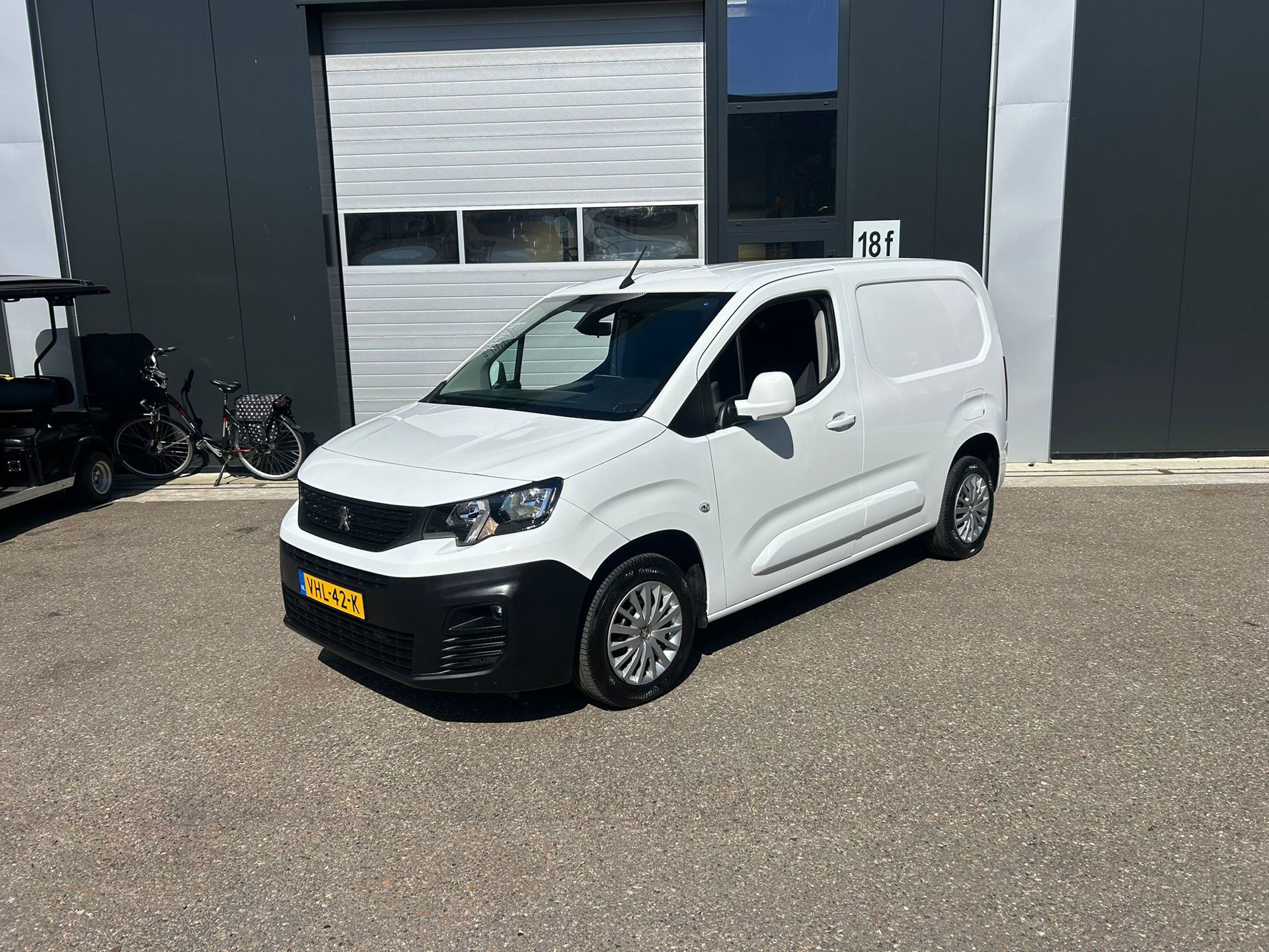 Foto van Peugeot Partner
