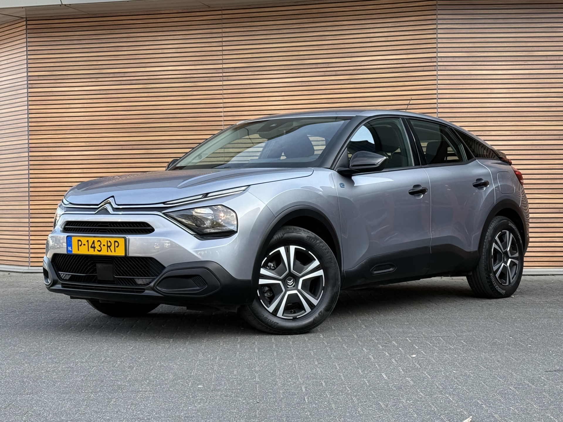 Citroën Ë-C4