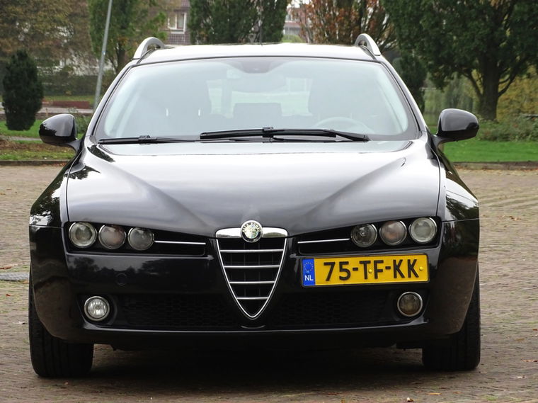 Alfa Romeo 159