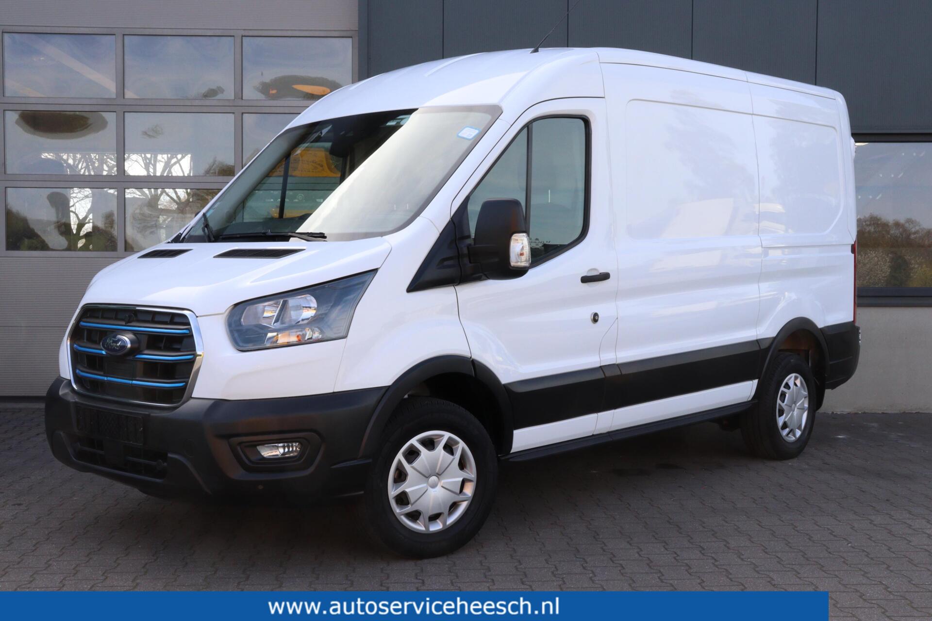Foto van Ford E-Transit