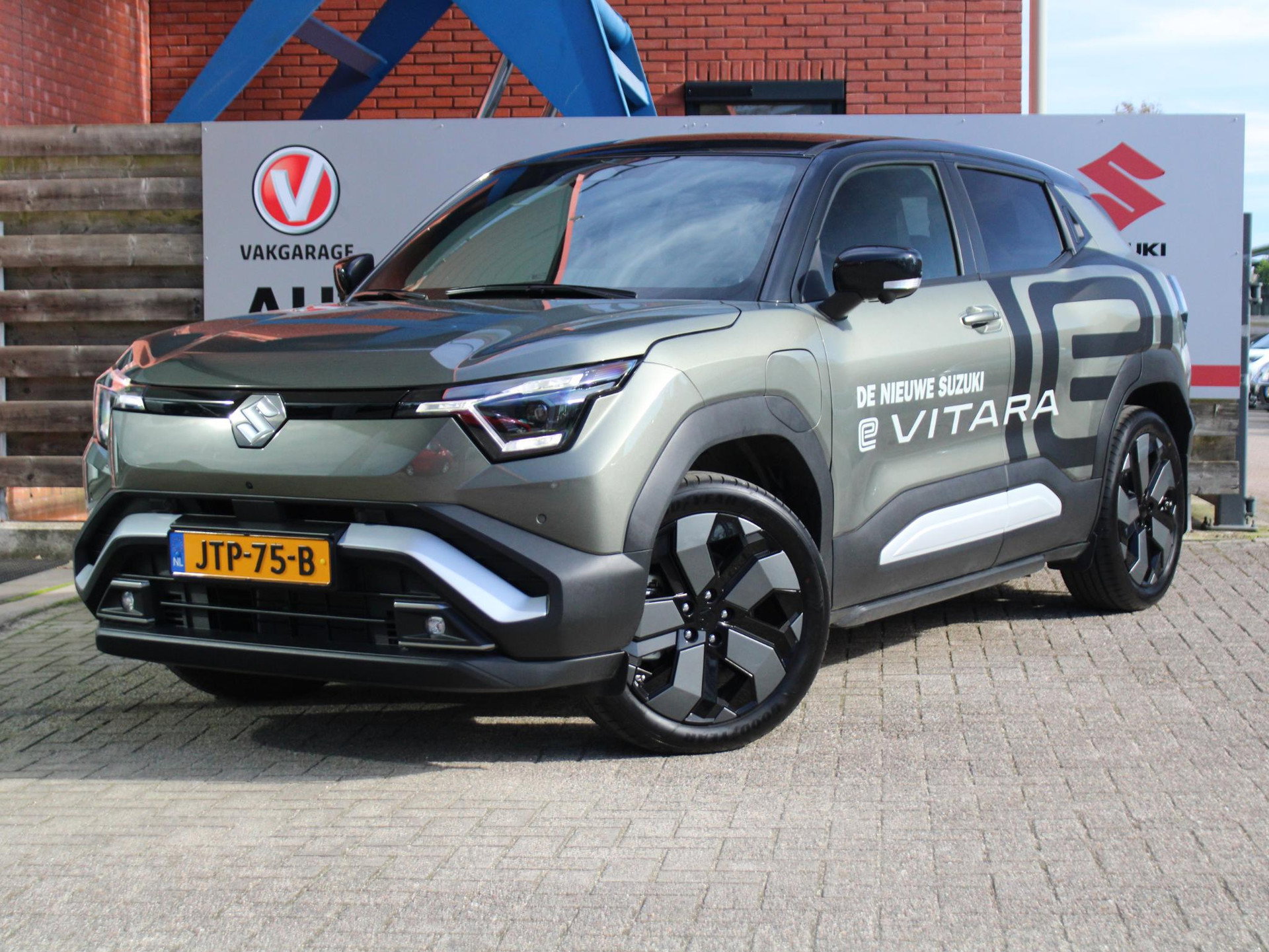 Foto van Suzuki e Vitara