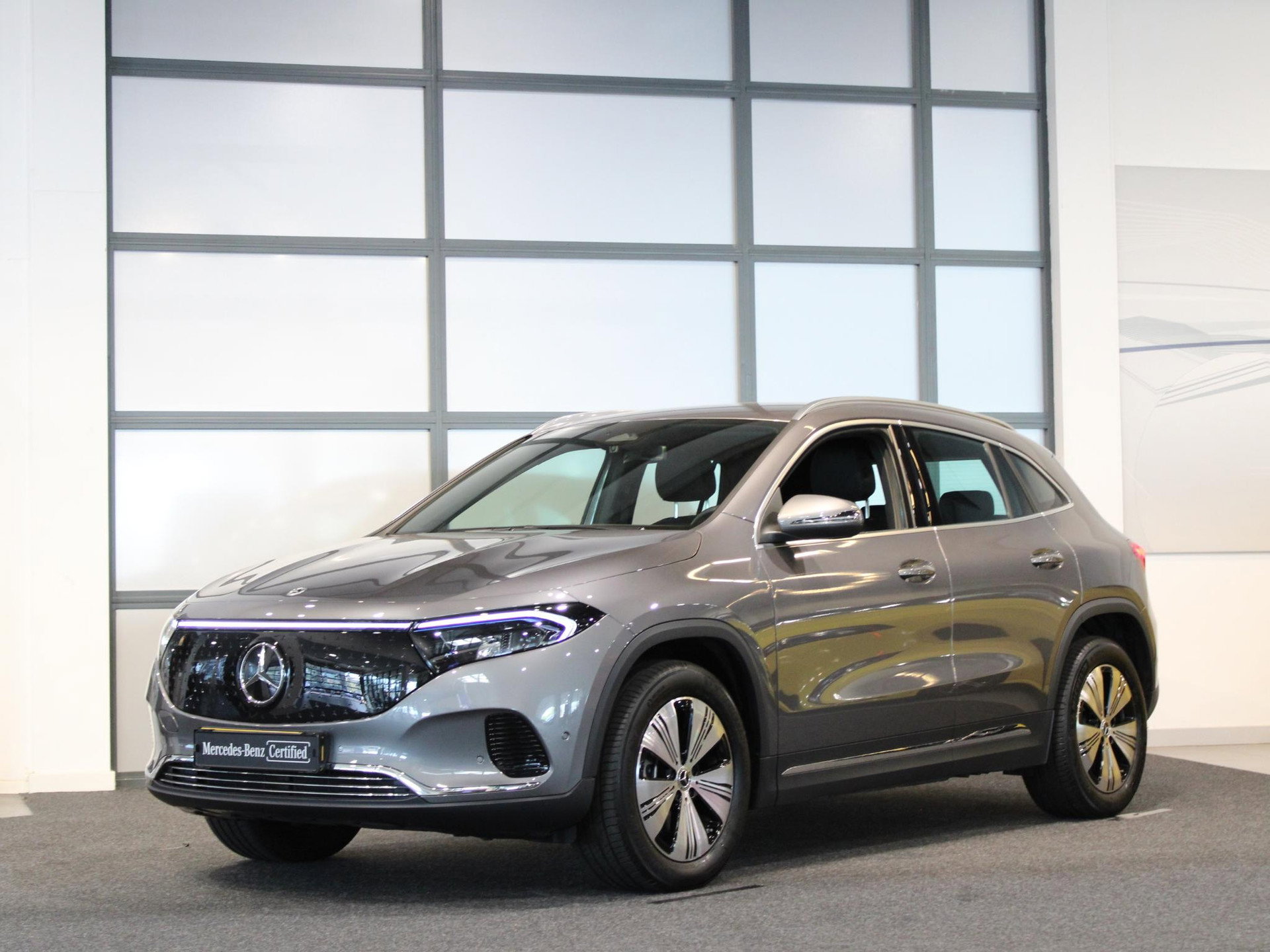 Foto van Mercedes-Benz EQA